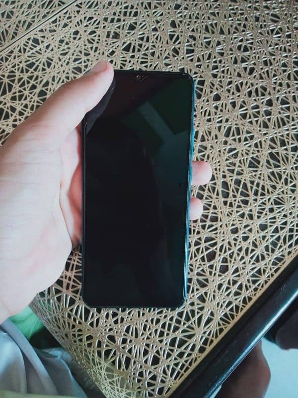 oppo a 16 e 1