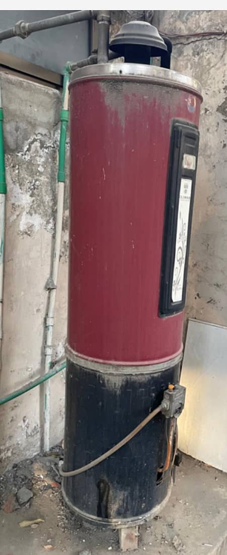 Climax 35 galon gas geyser/ water heater for sale 2