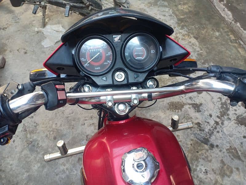 Honda pridor 100 cc 1