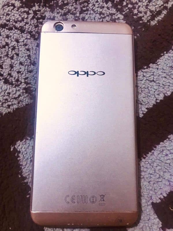 OppO F1S  4/64 3