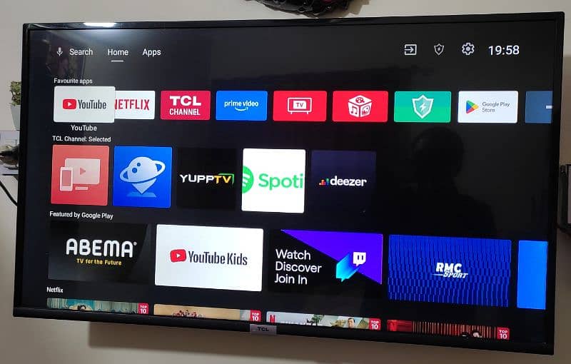 40 inch TCL Android TV 3