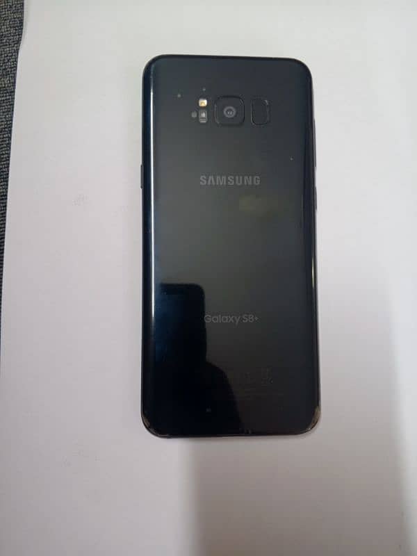 SAMSUNG GALAXY S8 PLUS IN EXCELLENT CONDITION 4 GB, 64 GB no 4