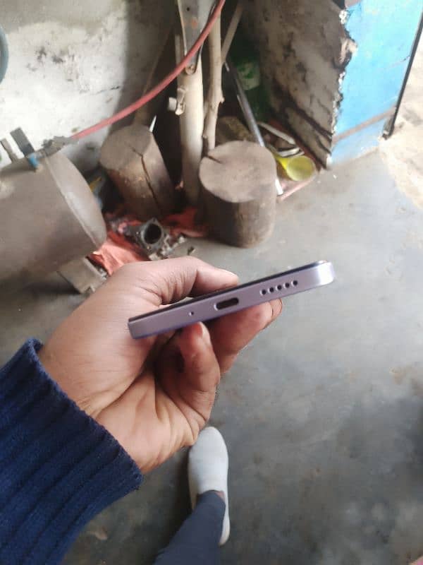 redmi 14C 8/128 3