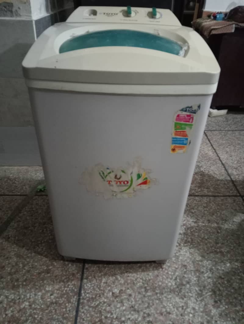 Excellent condition Quick and Fast TOYO Washing machine for Sale 0