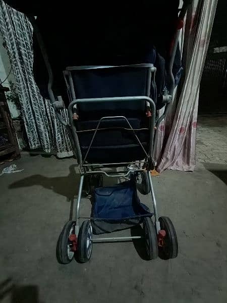 6 month used walker all ok condition 8