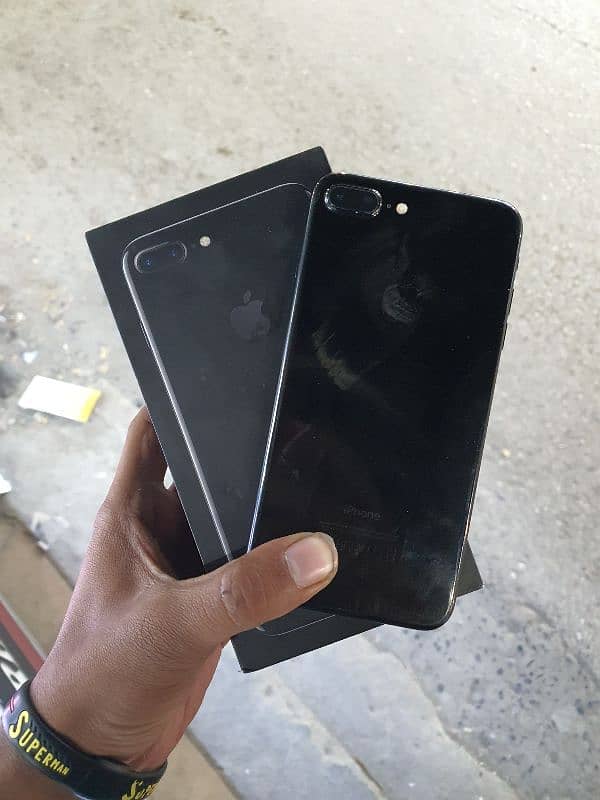 iPhone 7Plus 128Gb APROVEd with box 0