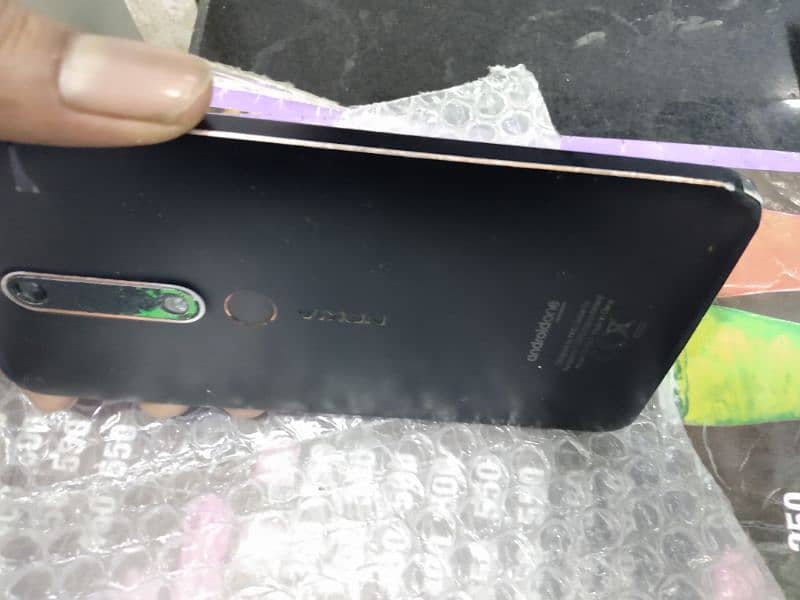 Nokia 6,1 ha 3gb 32 gb ha display ic issu 0