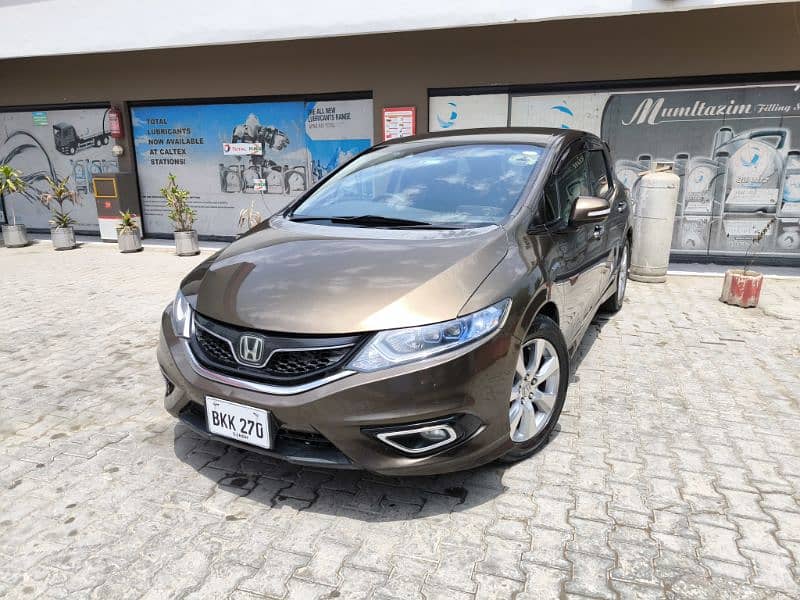 Honda Jade Hybrid 2015 11