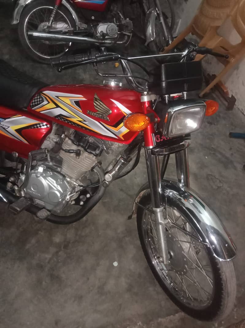 Honda cg125 2015 but like new 1