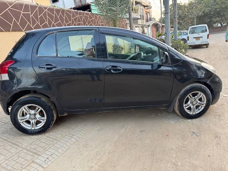 Toyota Vitz 2010 7