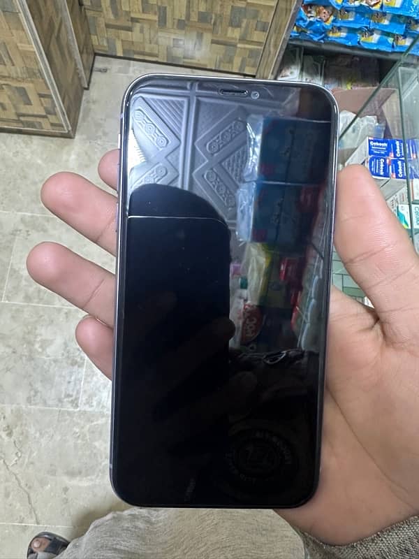 iPhone 11 Non 64 Gb 3