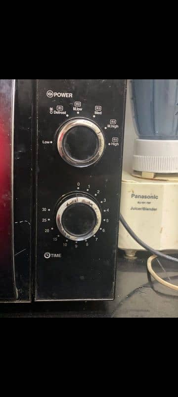 Dawlance microwave 4