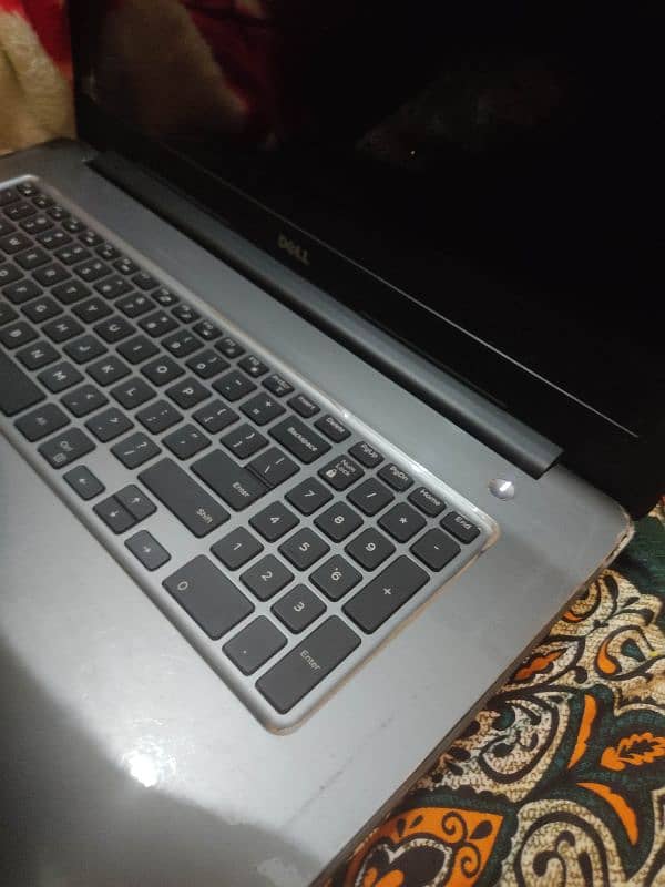 Dell Inspiron |  17 Inch Screen  | 12 GB RAM | 512 SSD 3