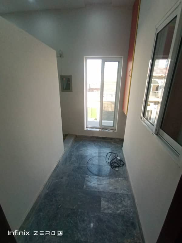 Formanite Housing Scheme 4 Marla Upper Portion For Rent For 5