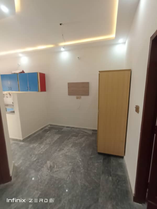 Formanite Housing Scheme 4 Marla Upper Portion For Rent For 11