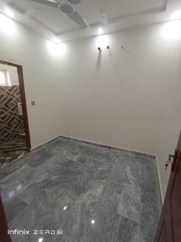 Formanite Housing Scheme 4 Marla Upper Portion For Rent For 13