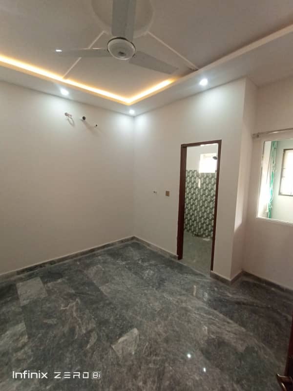 Formanite Housing Scheme 4 Marla Upper Portion For Rent For 17