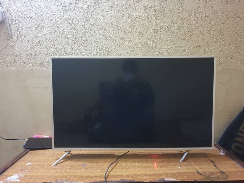 full led HS tv 1