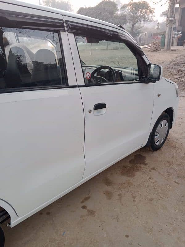 Suzuki Wagon R 2014 Model urgent sale 5