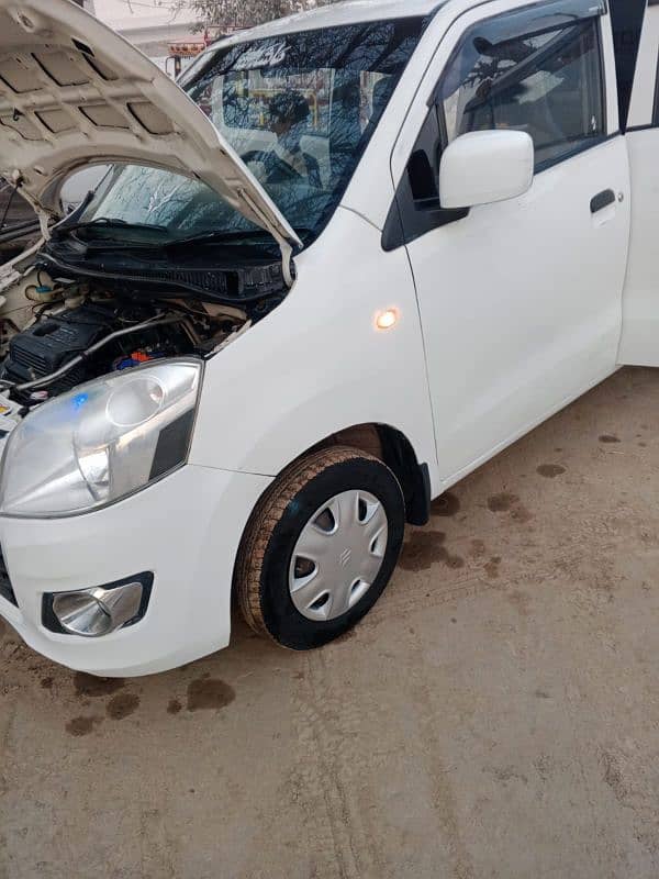 Suzuki Wagon R 2014 Model urgent sale 9