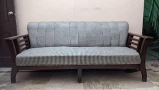 3 seats sofa