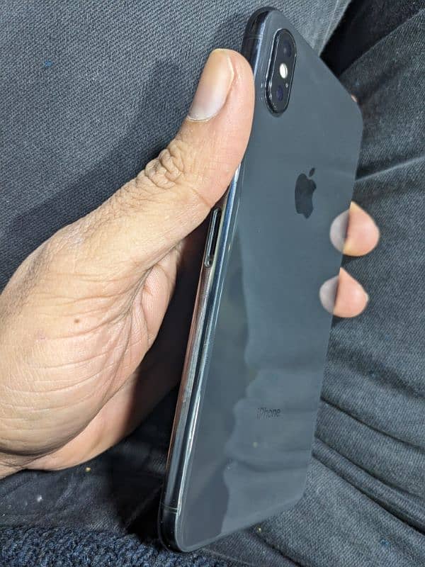 I phone xs max PTA 7