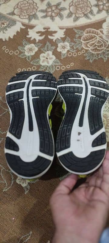 ASICS Shoes Size 9 Number 3