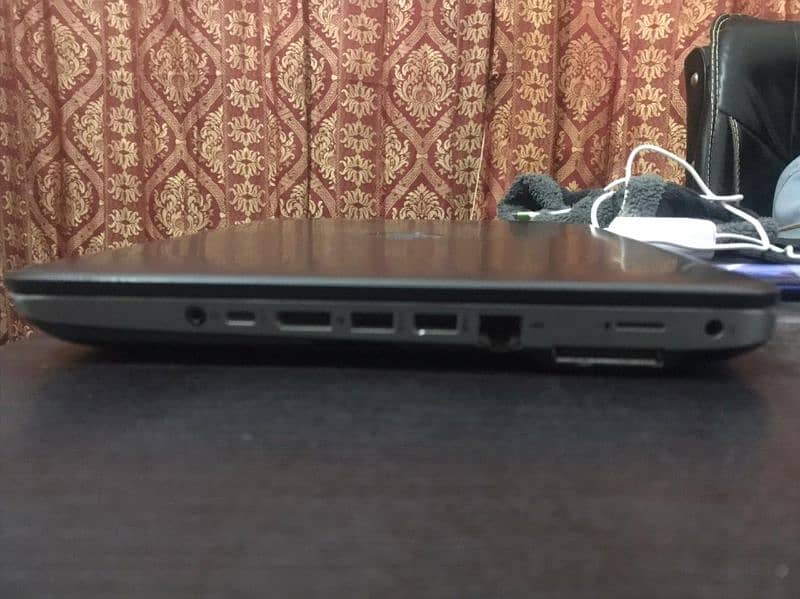 HP i5 7th gen 8 gb ram 256ssd m2 2