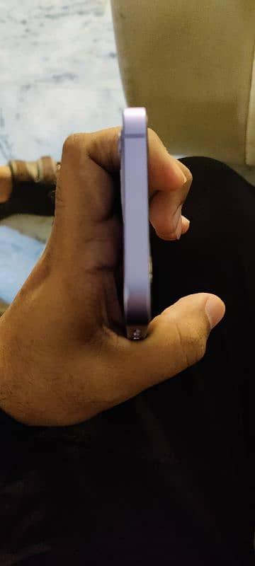 iphone 12 purple colour 10/10 4