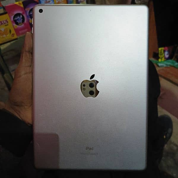 Ipad 7th generation 128Gb 1