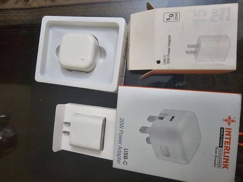 apple adapters 0