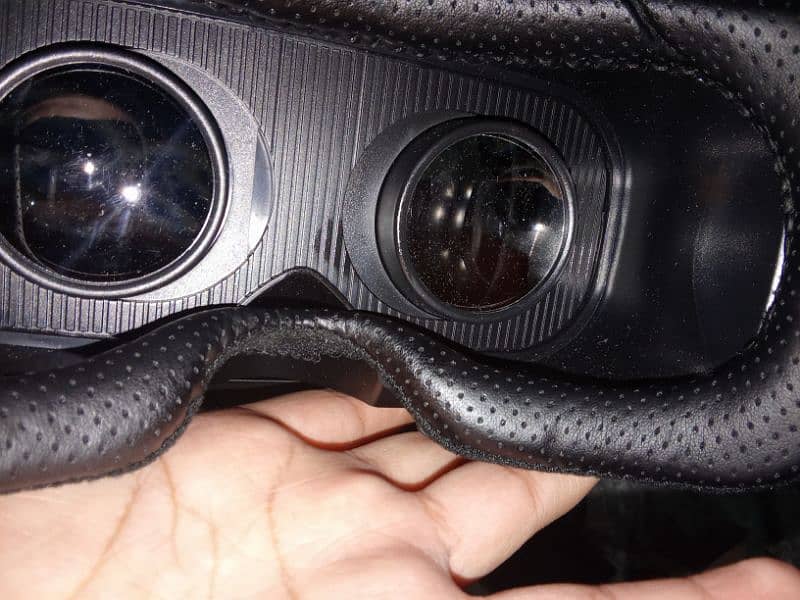 Shinecon G06A Carefully Used 3D Virtual Reality Gaming Glasses 4