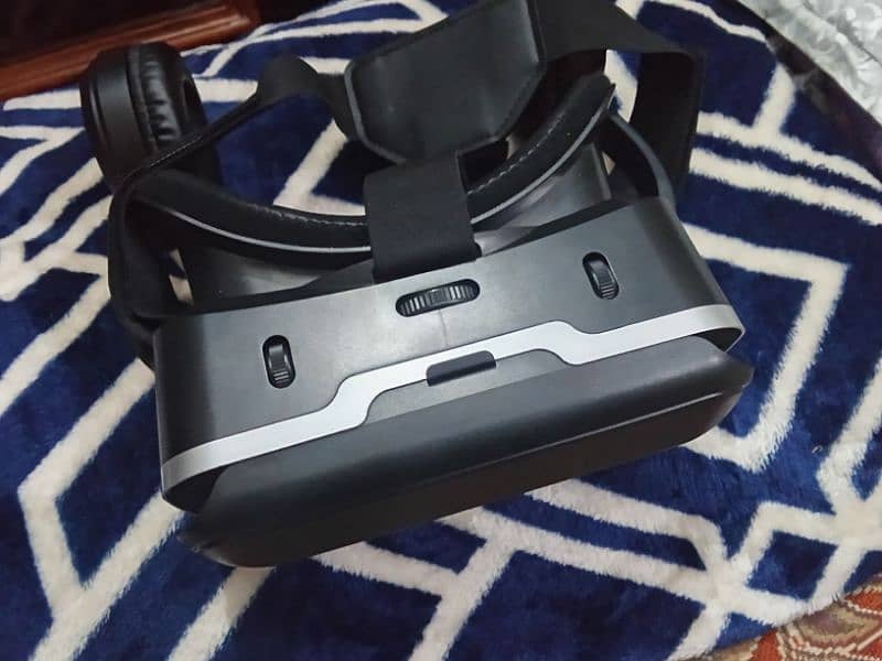 Shinecon G06A Carefully Used 3D Virtual Reality Gaming Glasses 9