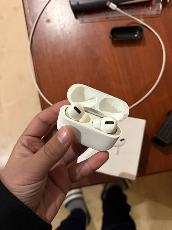 Airpods Pro 1 orignal best condition 0