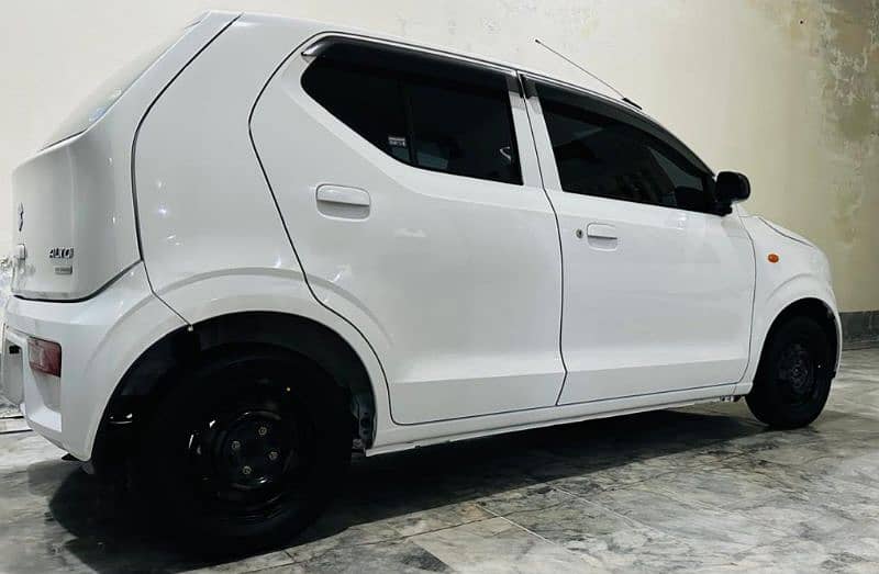 Suzuki Alto 2018 6