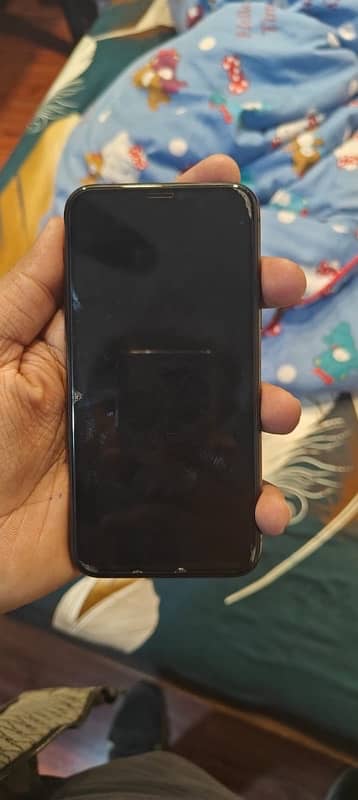 Iphone 11 pro 10/10 condition 1