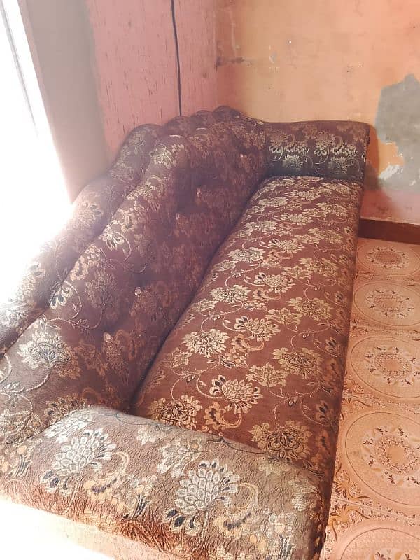 sofa set for sale good condition 5 seater 6