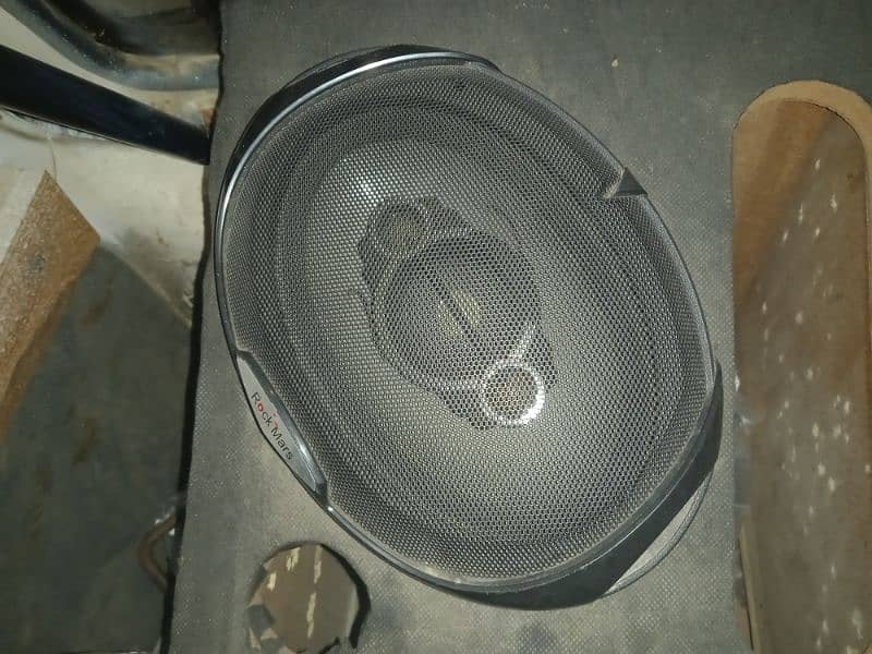 speakers & woofer 1