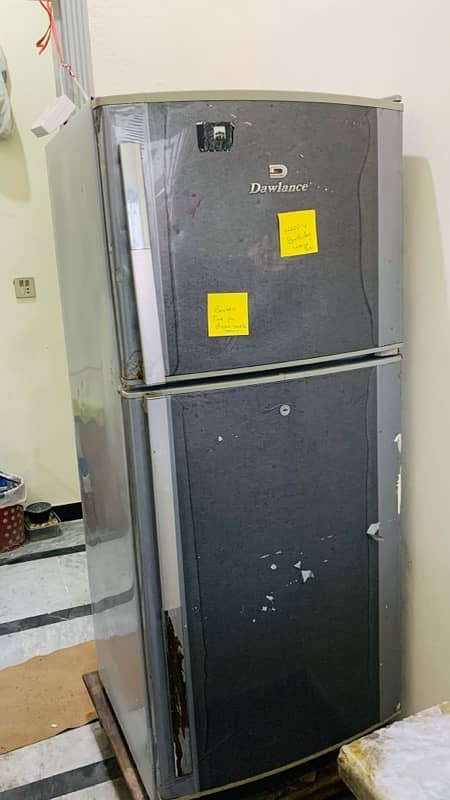 Dawlance Medium Size Fridge for Sale 0