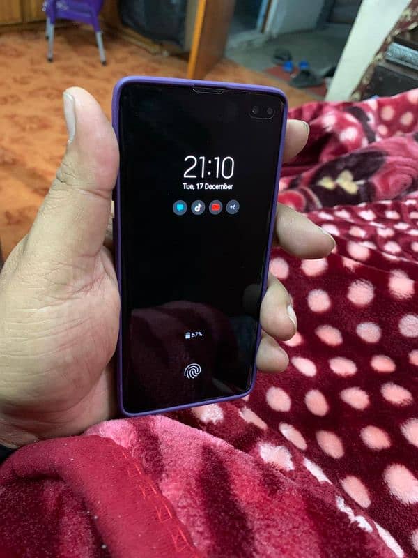 Samsung S10 plus official pta aproved 10