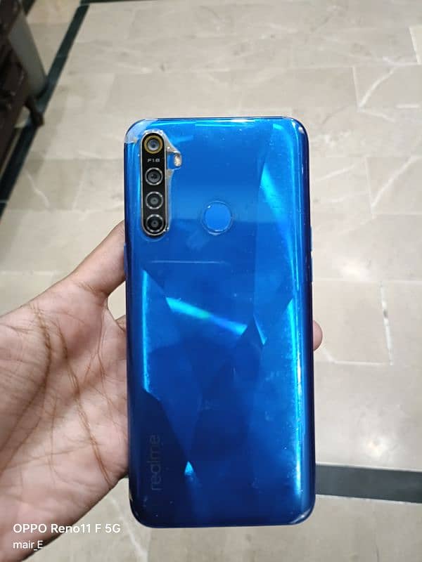 realme 5 mobile phone - 4,64 0