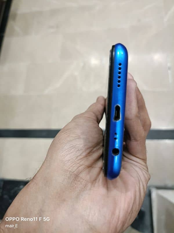 realme 5 mobile phone - 4,64 2