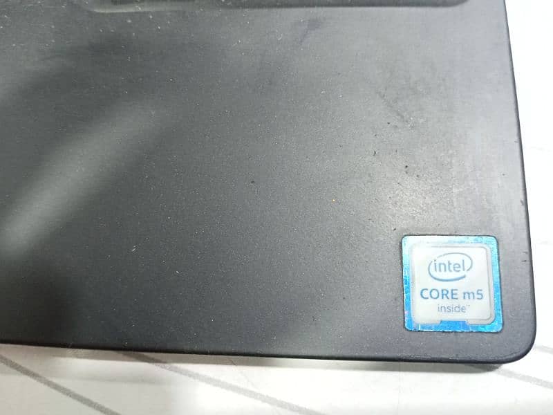 DELL LAPTOP TOUCH SCREEN 7