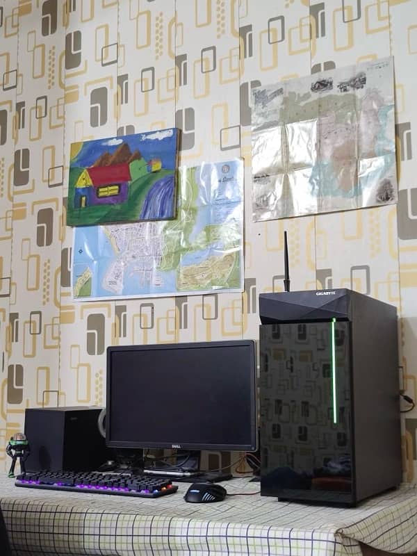 Gaming Pc With Monitor For Sale 2