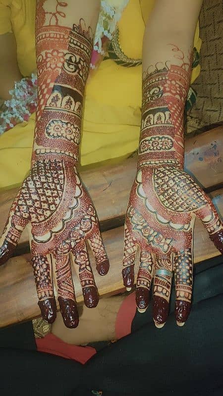 Bridal mehndi artist 1