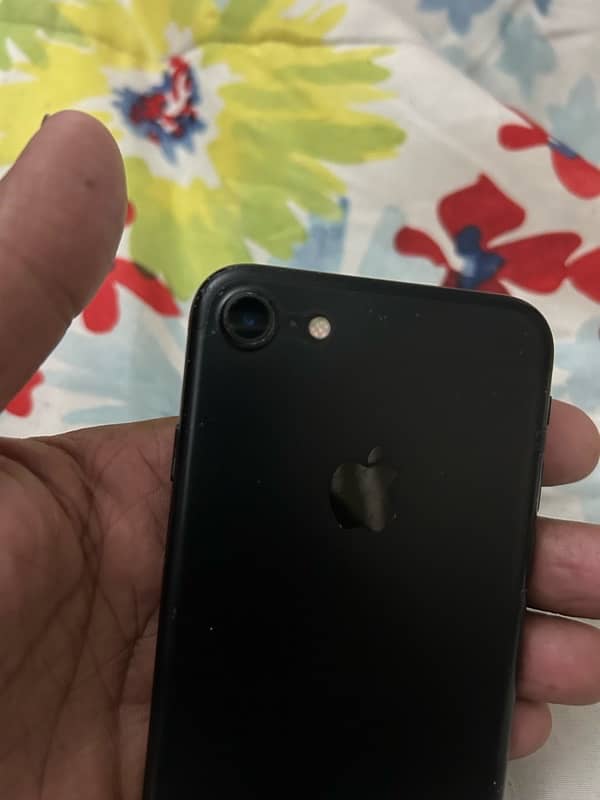 iphone 7 pta approved 128 gb all ok 2