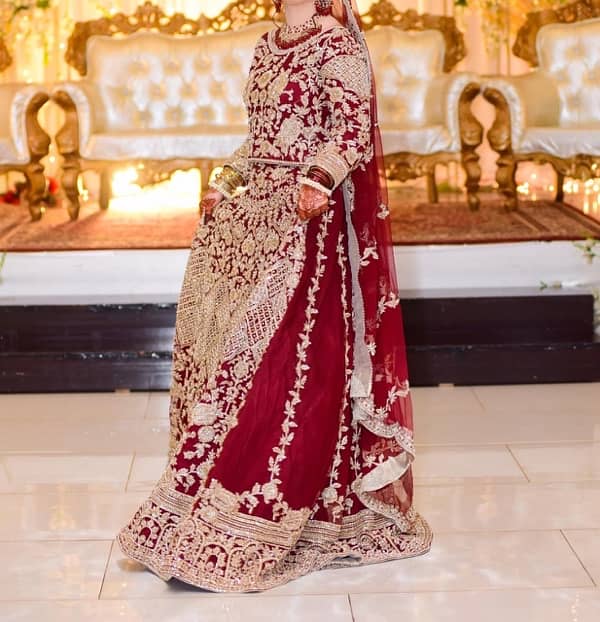 bridal lehnga 0