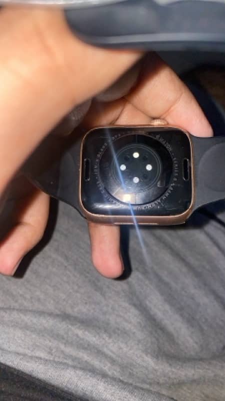 Apple watch seires 6 44mm 1