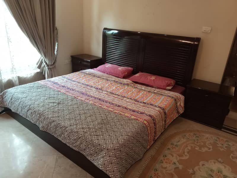 King Size bed in great condition 0