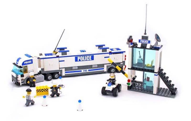 Ahmad"s Lego City set collection 16